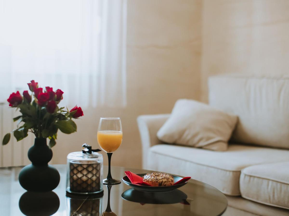 Apartman Stari Toranj II Apartment Vukovar Ngoại thất bức ảnh