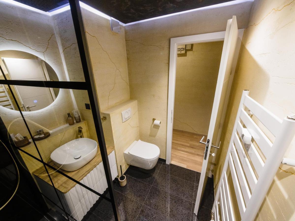 Apartman Stari Toranj II Apartment Vukovar Ngoại thất bức ảnh