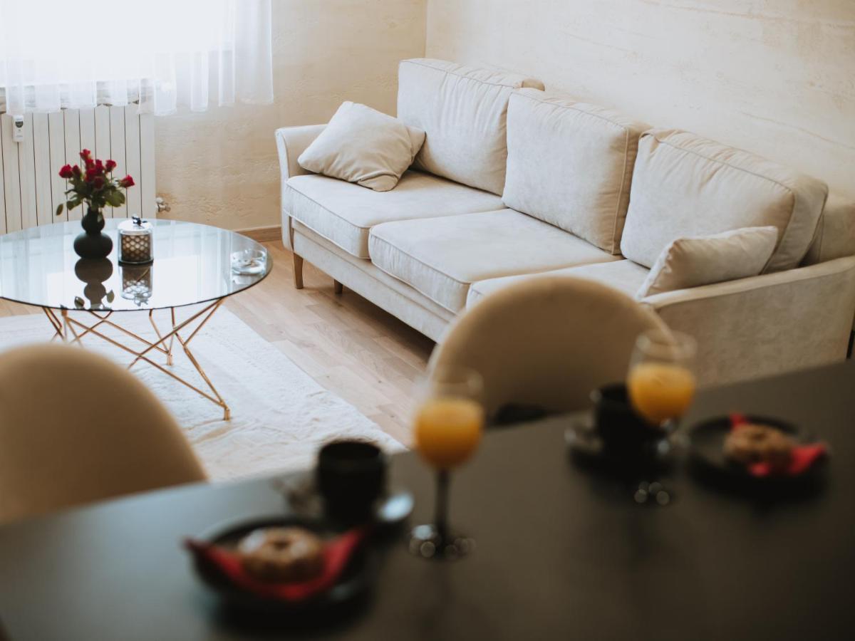 Apartman Stari Toranj II Apartment Vukovar Ngoại thất bức ảnh
