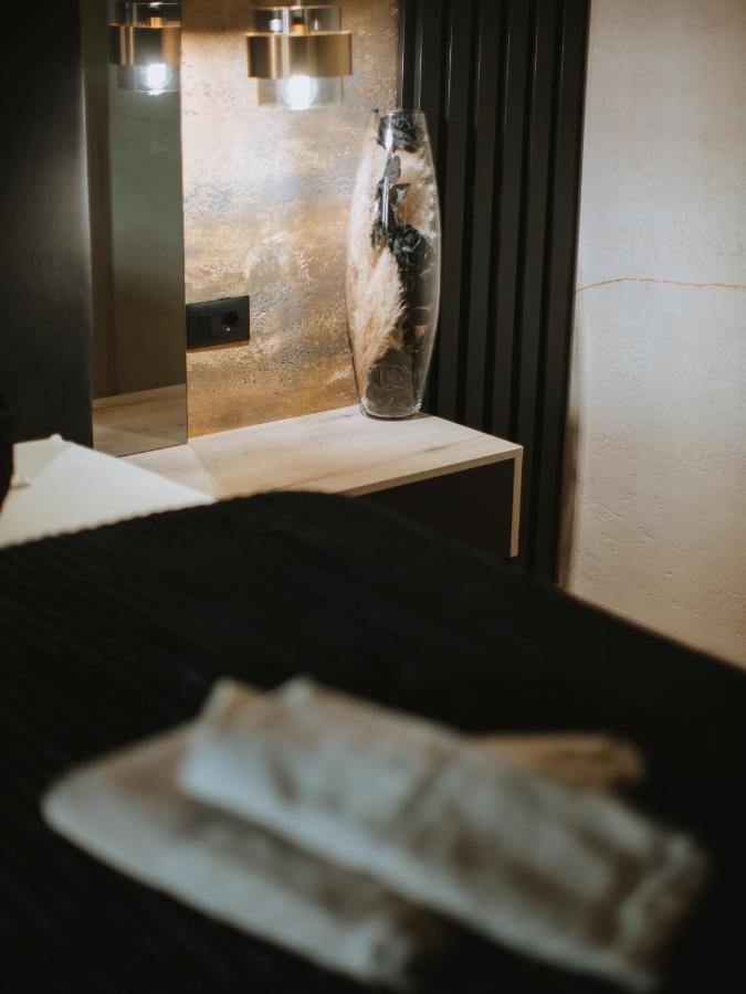 Apartman Stari Toranj II Apartment Vukovar Ngoại thất bức ảnh