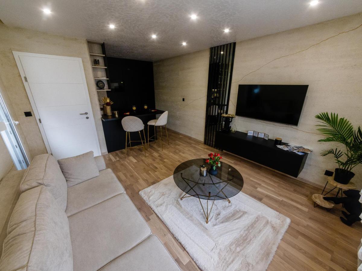 Apartman Stari Toranj II Apartment Vukovar Ngoại thất bức ảnh